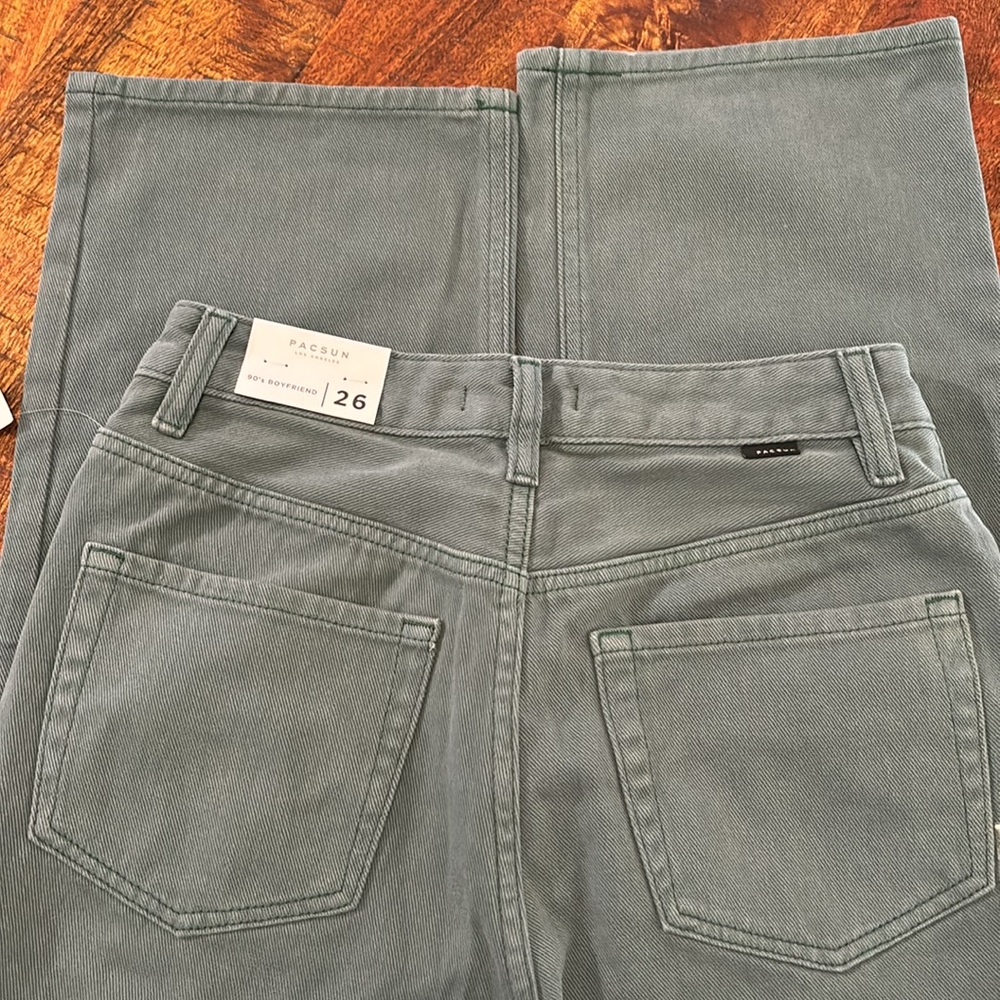 NWT PacSun 90's Boyfriend Jeans - Picture 7 of 9